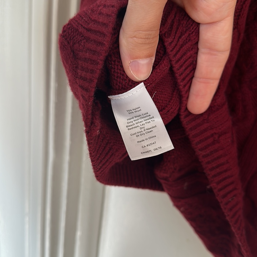 Talbots Poncho - Picture 3 of 4